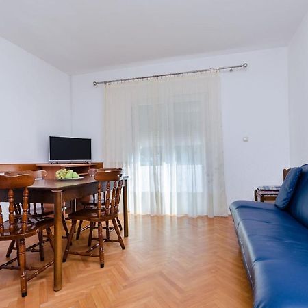Apartments Ruza A لوبار المظهر الخارجي الصورة