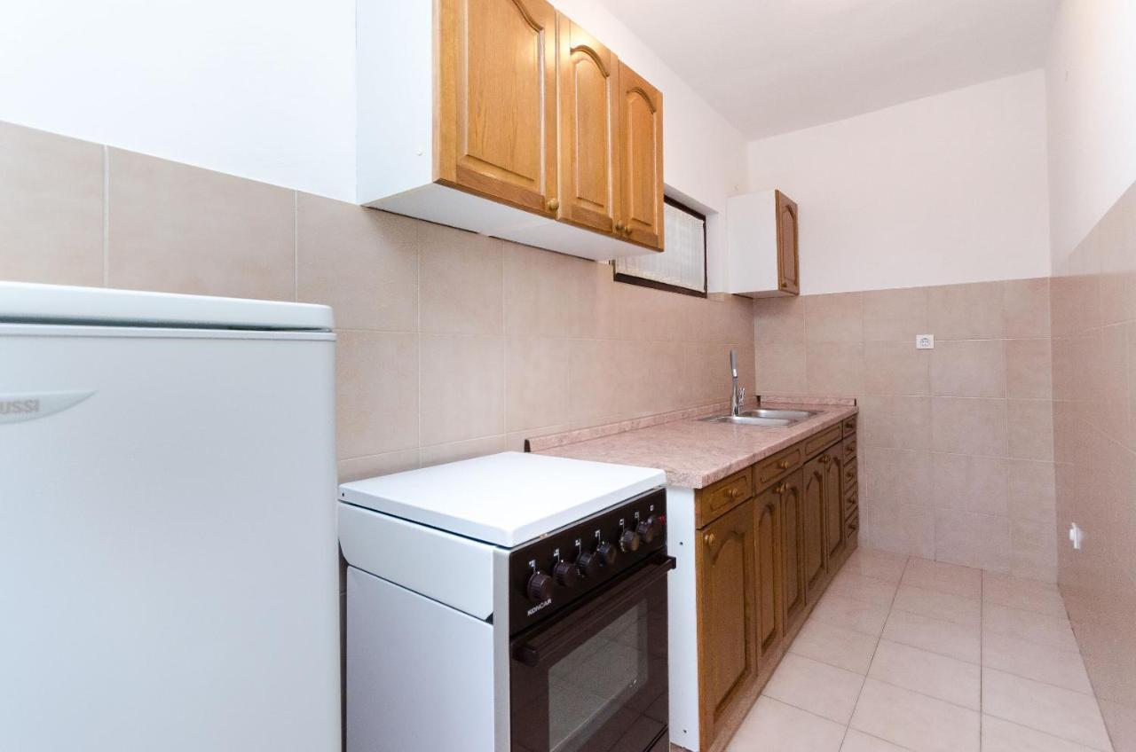 Apartments Ruza A لوبار المظهر الخارجي الصورة
