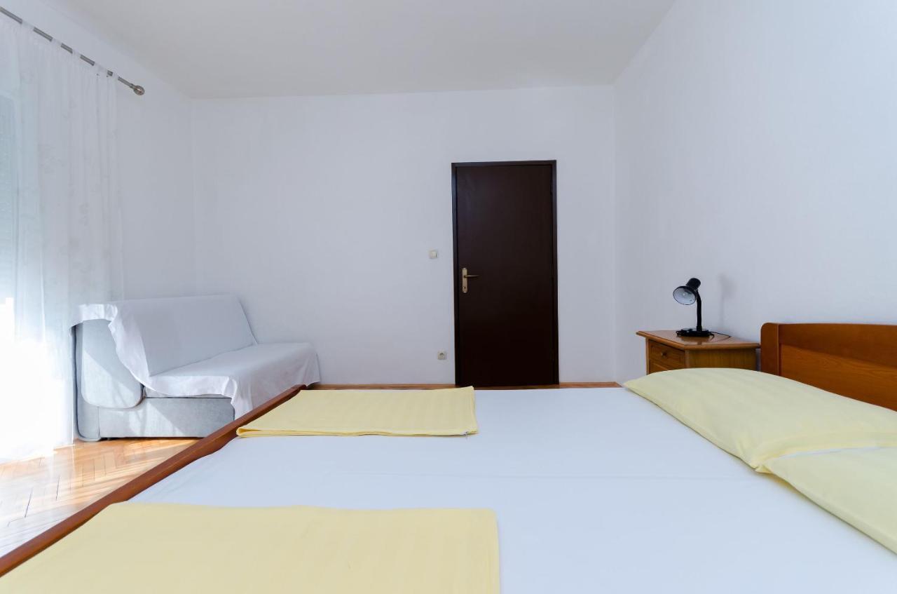 Apartments Ruza A لوبار المظهر الخارجي الصورة