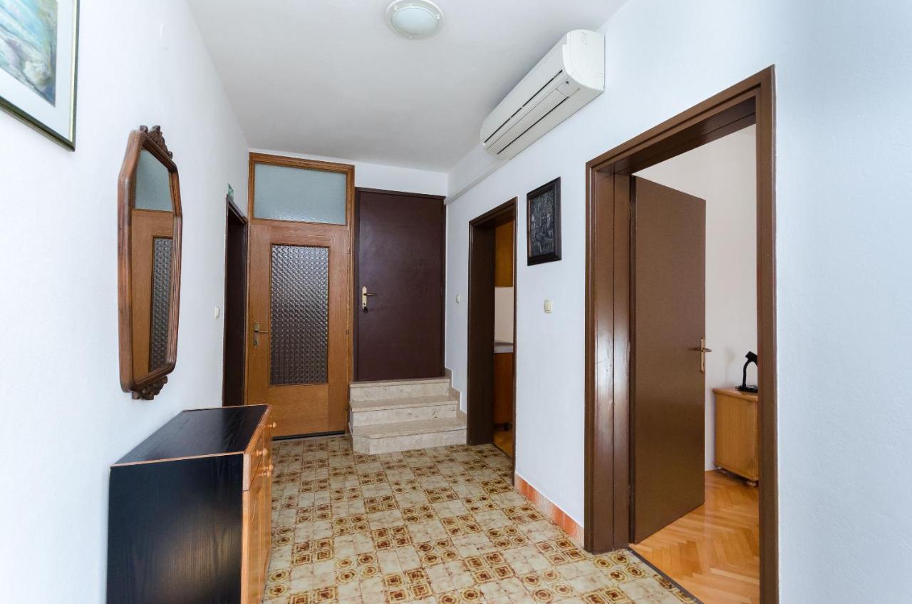 Apartments Ruza A لوبار المظهر الخارجي الصورة