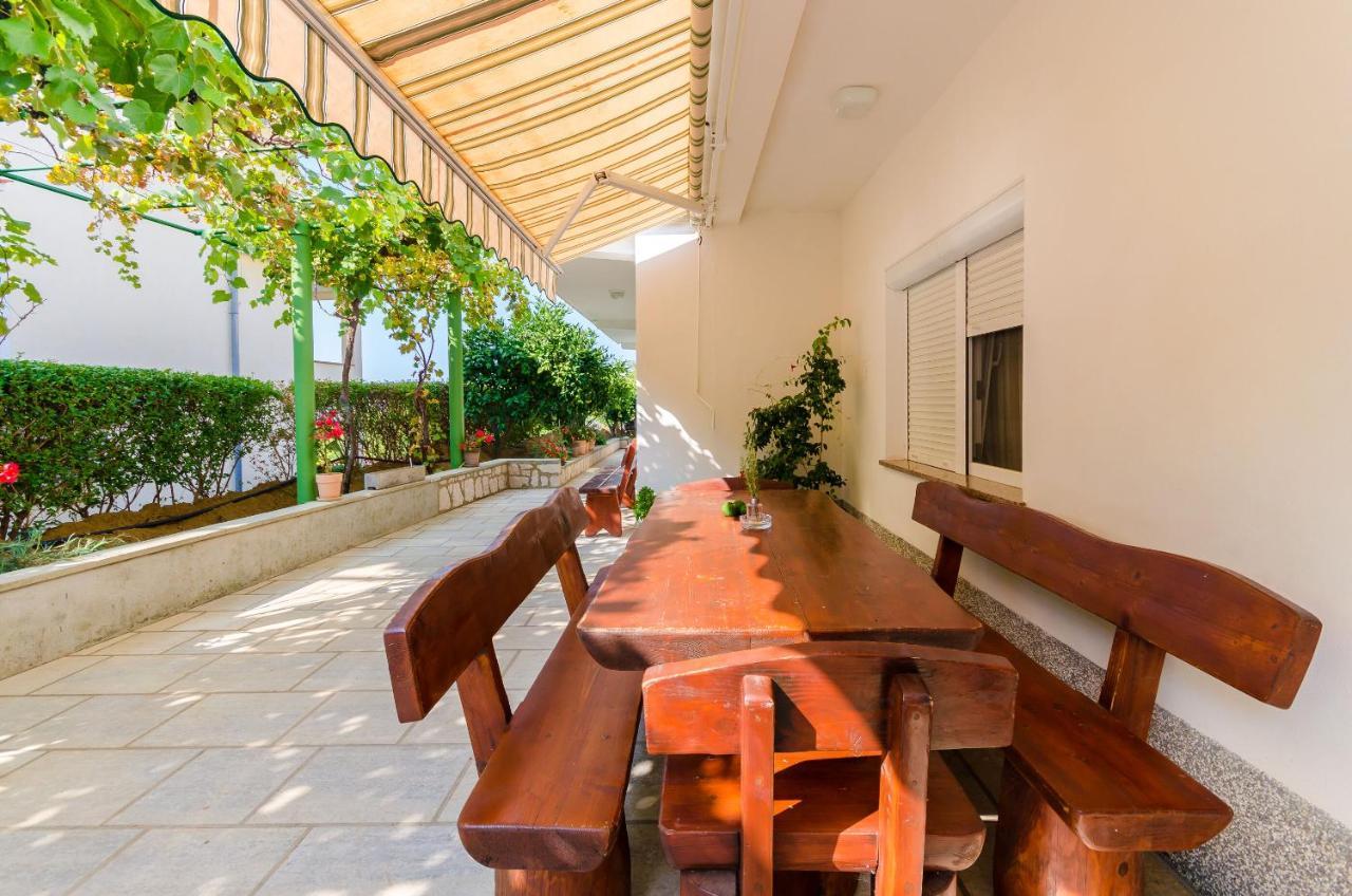 Apartments Ruza A لوبار المظهر الخارجي الصورة
