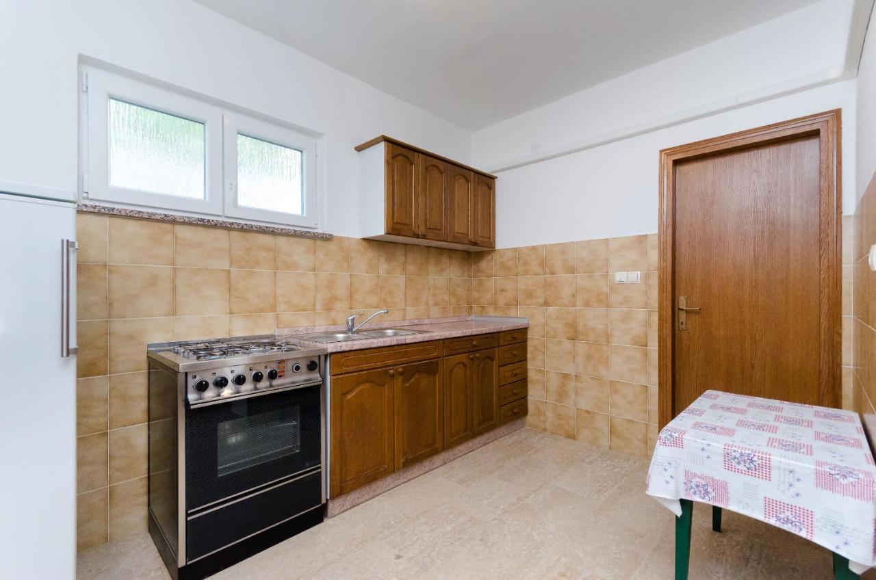 Apartments Ruza A لوبار المظهر الخارجي الصورة